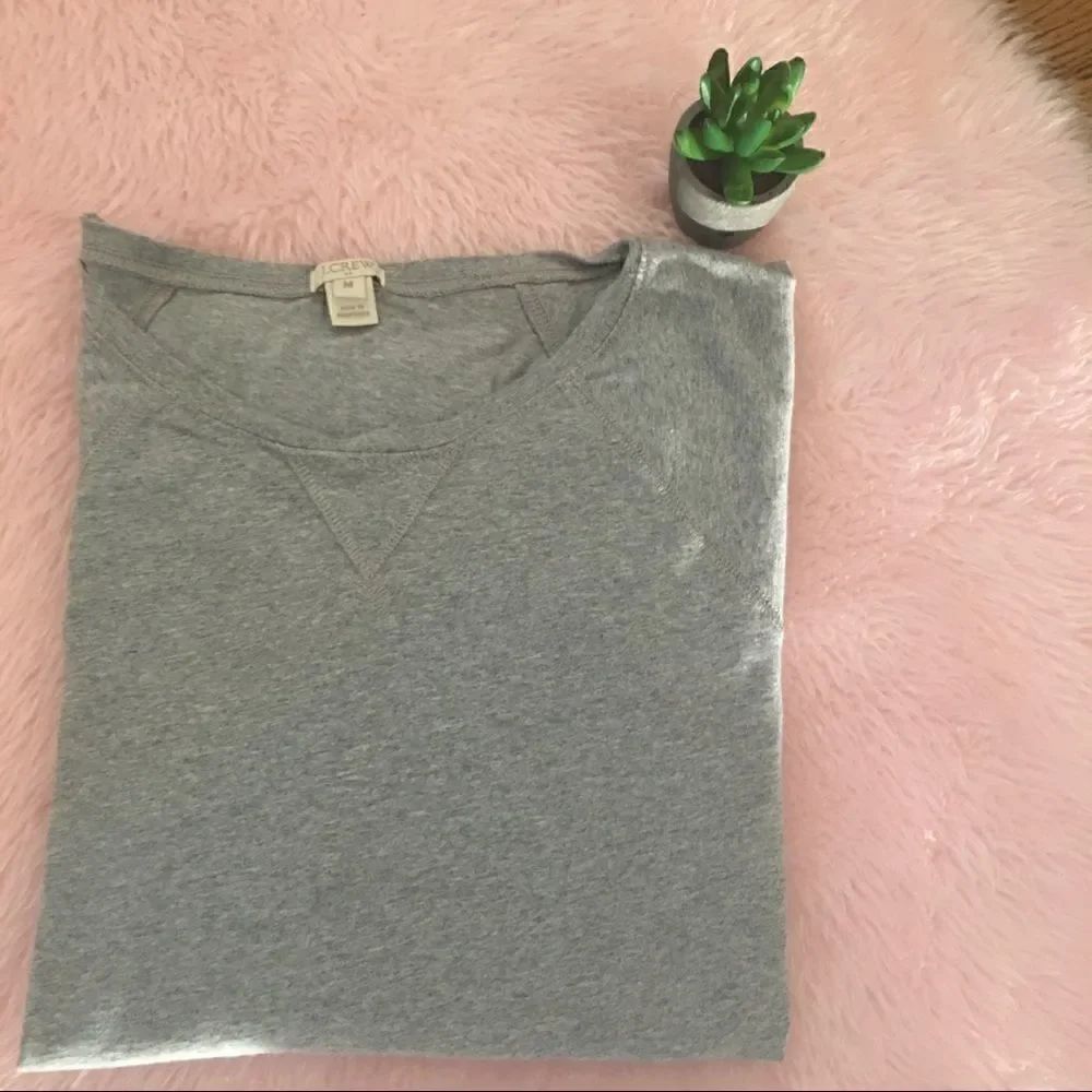 J Crew 3/4 Sleeve Basic Top - Picture 2 of 6
